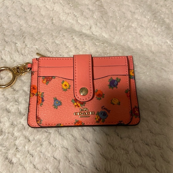Coach Accessories - Coach Leather Card Pass Wallet Pink Compact